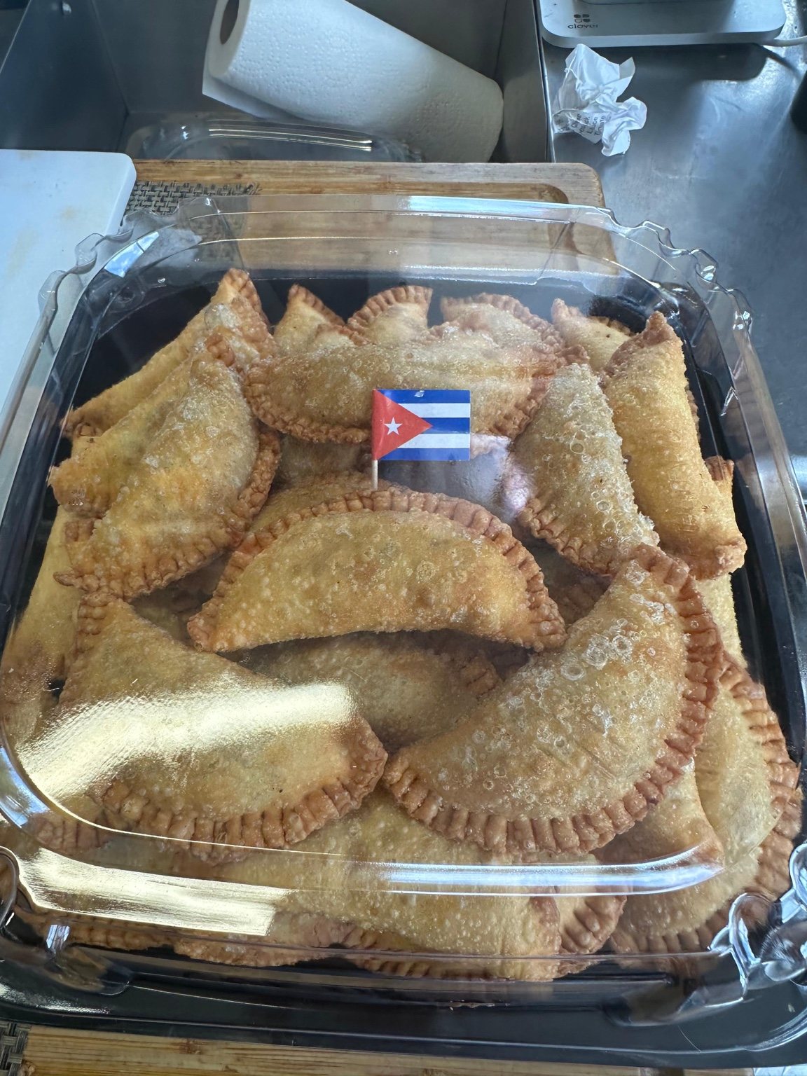 Cubans on Wheels catering tray photo